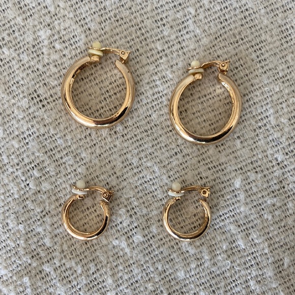 H&M Clip-On Hoops Earring Set - Picture 3 of 4